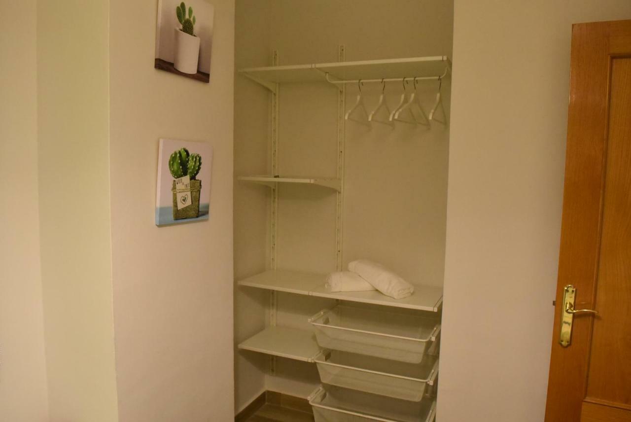 Appartement Galvez Flat, At Principal Railway Station In Málaga Extérieur photo