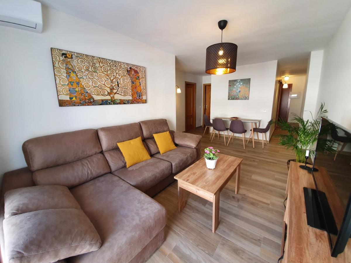 Appartement Galvez Flat, At Principal Railway Station In Málaga Extérieur photo